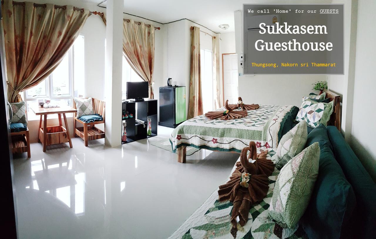 Sukkasem Guesthouse Thungsong Thung Song Экстерьер фото